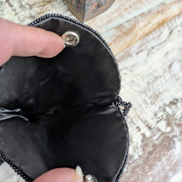 Vintage Hasi Hato, Japan Hand Crafted, Beaded Evening Bag - Picture 8 of 12